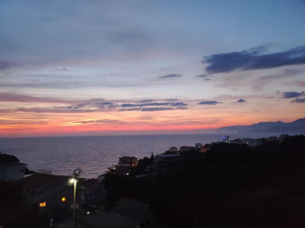 Carefree Apartments Ούλτσιν Εξωτερικό φωτογραφία